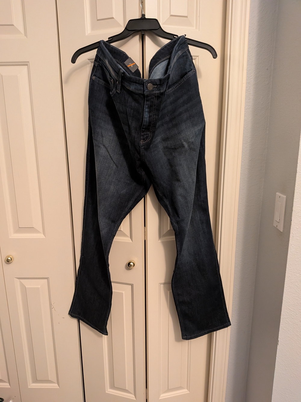 DU/ER NWT Relaxed Fit Men's Dark Blue Jeans